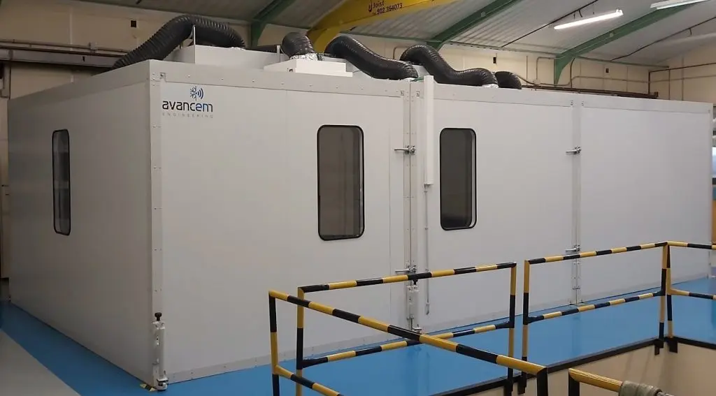 Double ISO 5 cleanroom delivered by Avancem for INTA